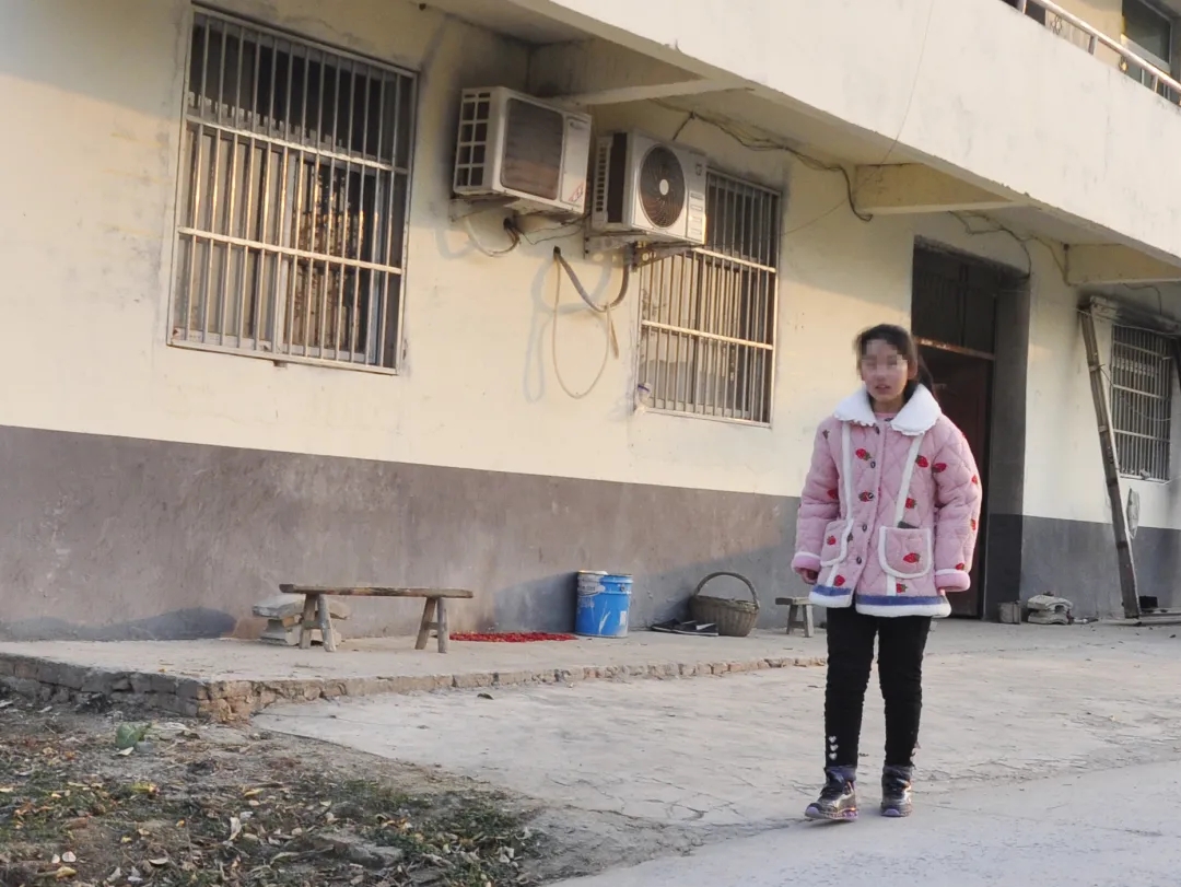 我想当“男孩子” 减轻姑姑负担——“大爱星空体育网页版,星空体育（中国）官方网站登录界面 学子同行”第五站